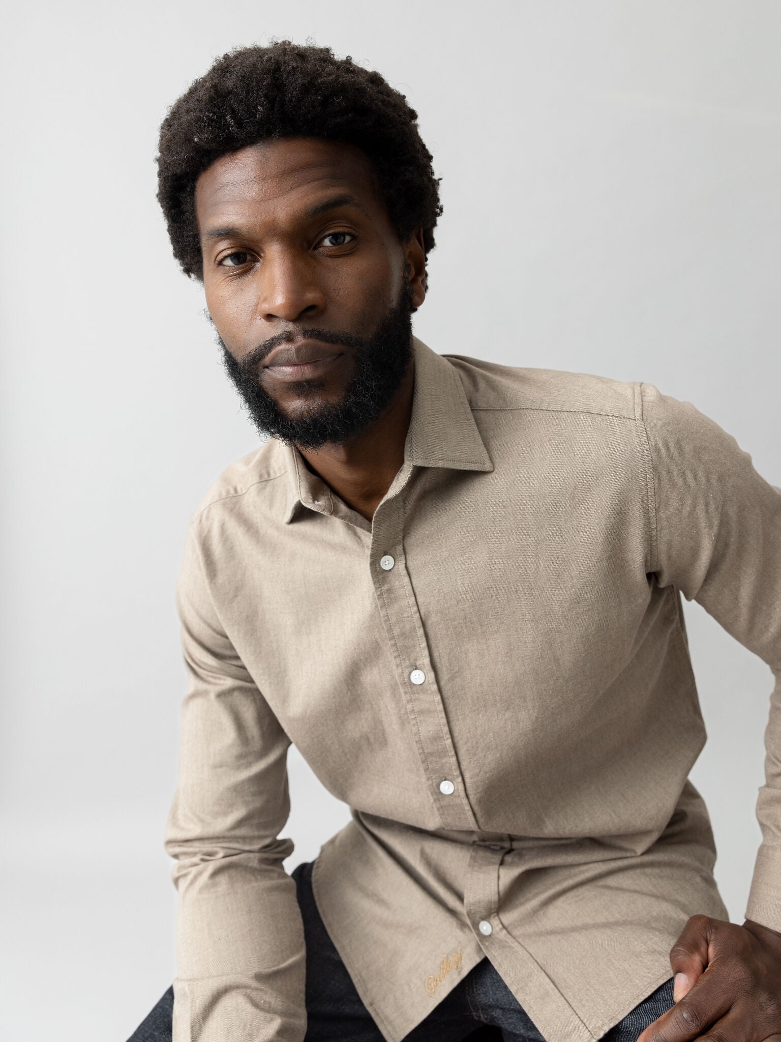 Modelshot / Chocolate Brown / Detail